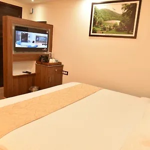 3* Hotel Greenfield Regency