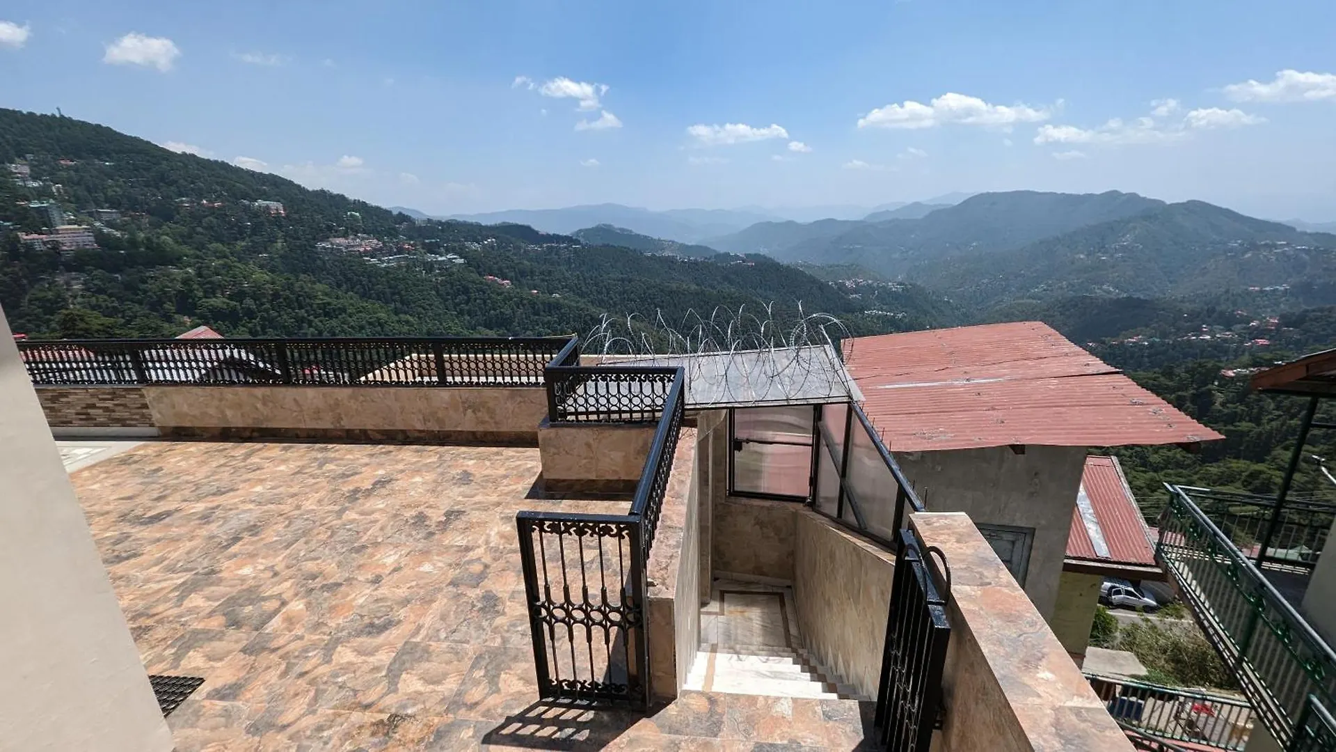 Bed & Breakfast The Thistle Lodge Shimla India