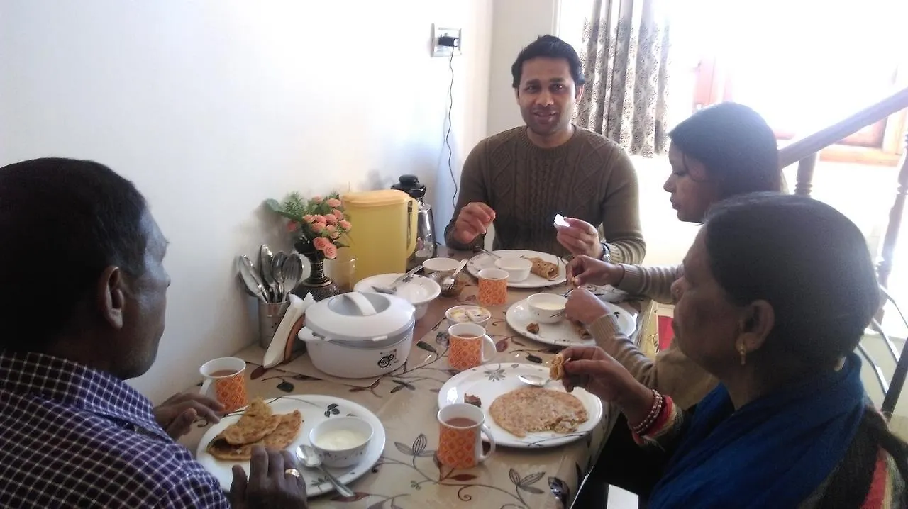 The Thistle Lodge Shimla Bed & Breakfast